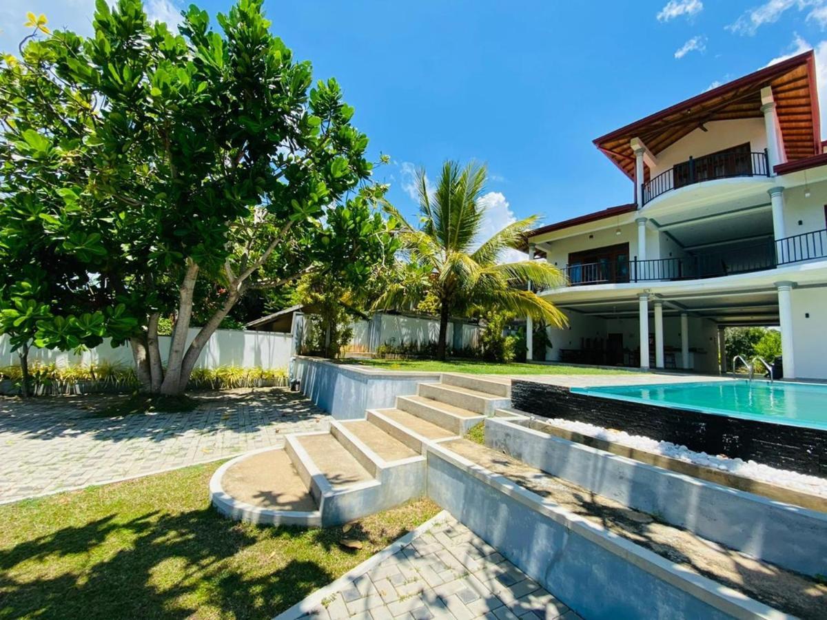Villa Riverside Aluthgama Extérieur photo