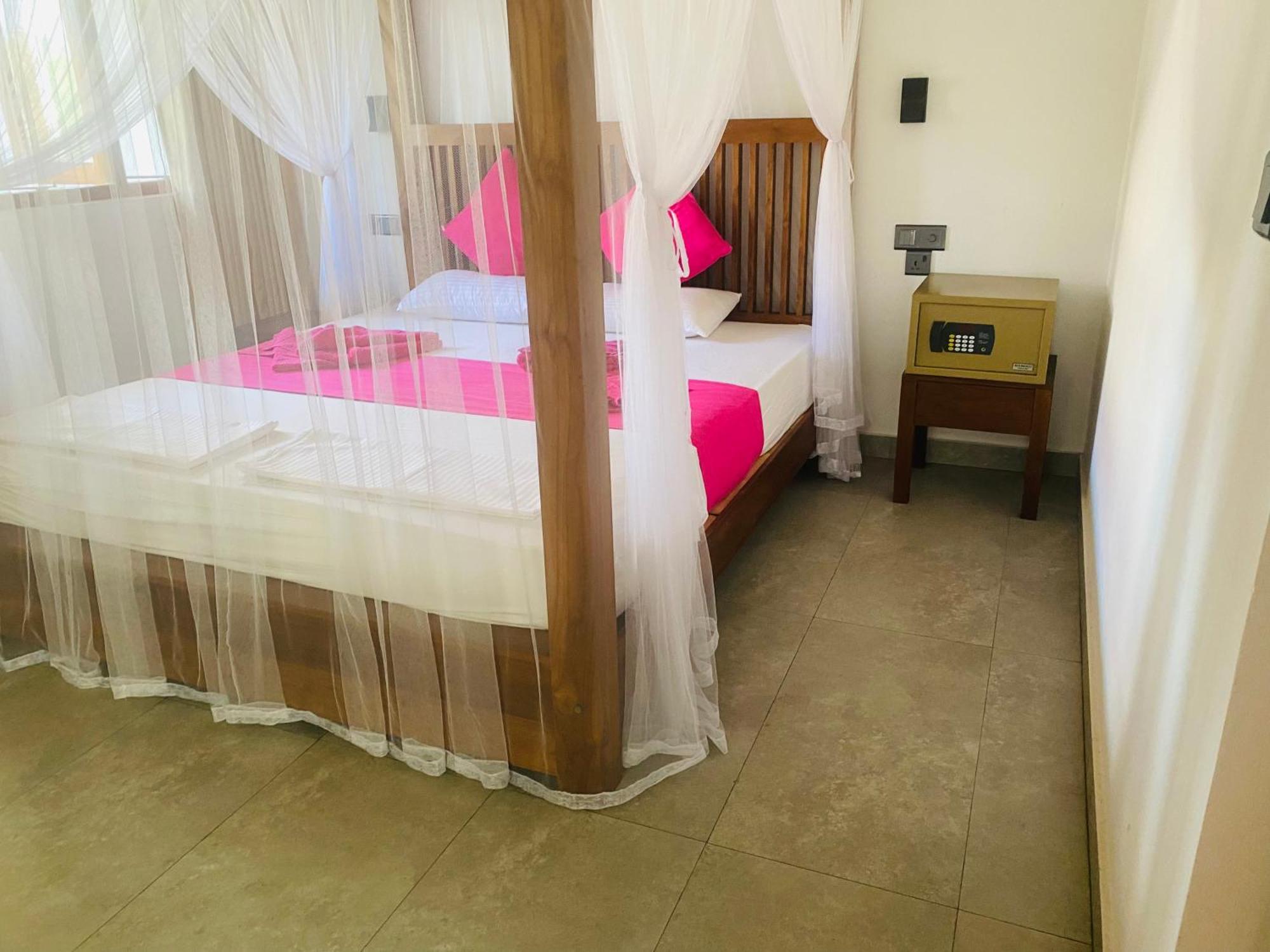 Villa Riverside Aluthgama Extérieur photo